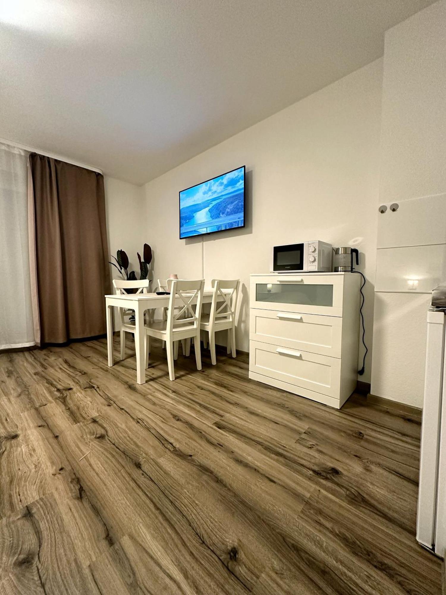 E&k Ii Apartment